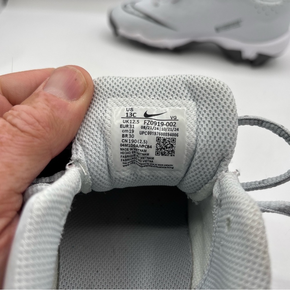 Nike Hyperdiamond 4 Keystone Big Kids White S: 13C FZ0919-002 Softball Cleats - Picture 16 of 16